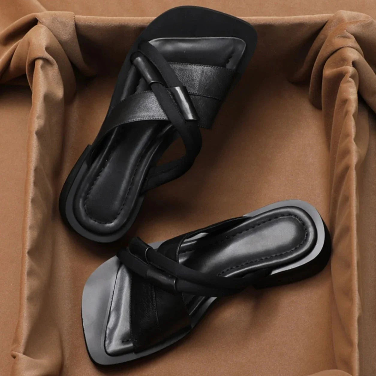 כפכפי ערב "ברטה" בעיצוב יוקרתי