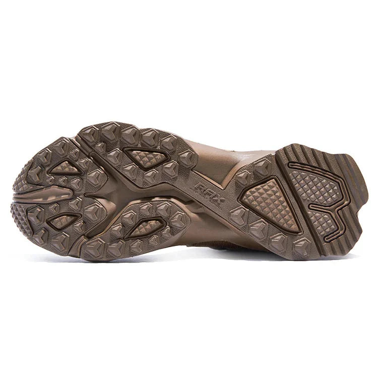 נעלי הרים 'XAR' בעיצוב ייחודי