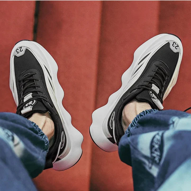 נעלי ספורט 'Artical' בעיצוב ייחודי