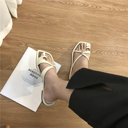 כפכפי "אלינור" בעיצוב מודרני