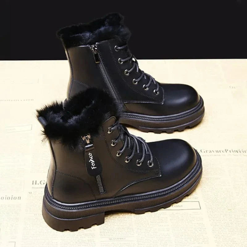 נעלי טרקטור "Martin" קטיפה עם רוכסן צד ופרווה מלאכותית - נעלי אביגיל