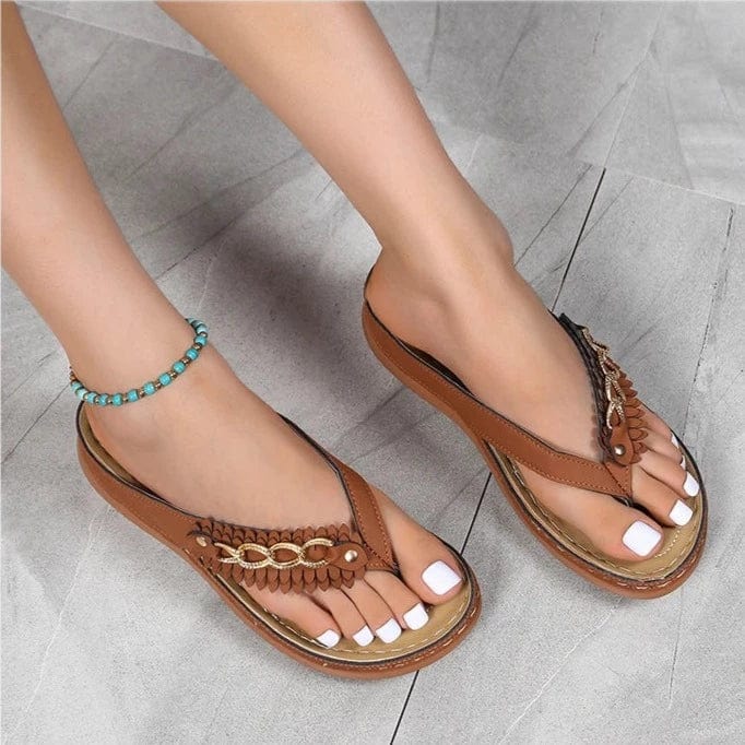 כפכפי אצבע "אמילי שנל" מעוצבות - נעלי אביגיל