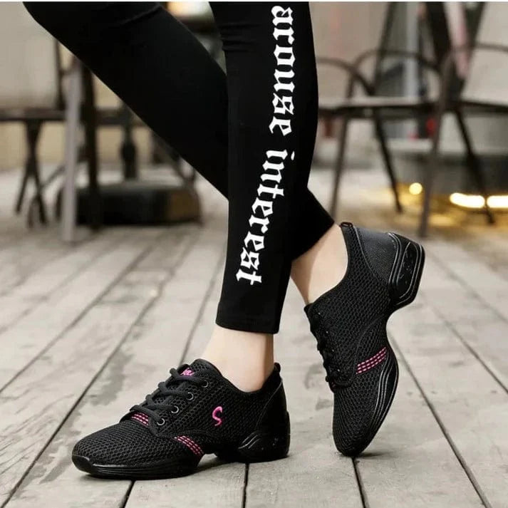 נעלי סניקרס "פלורין" עם עקב מעוצב - נעלי אביגיל