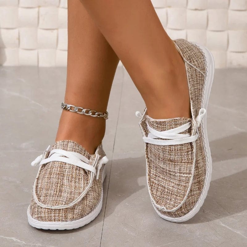 נעלי "קאנבה" מעוצבות סוליה שטוחה - נעלי אביגיל