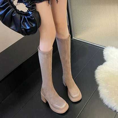 מגפי בד "מרטין" גבוהות עקב רחב - נעלי אביגיל