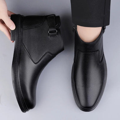 מגפי "פאולה" בסגנון בריטי מודרני עם אבזם ורוכסן - נעלי אביגיל