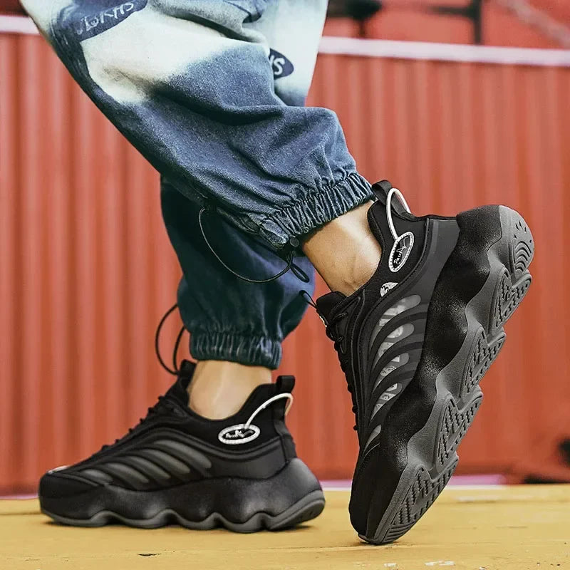 נעלי ספורט 'Artical' בעיצוב ייחודי