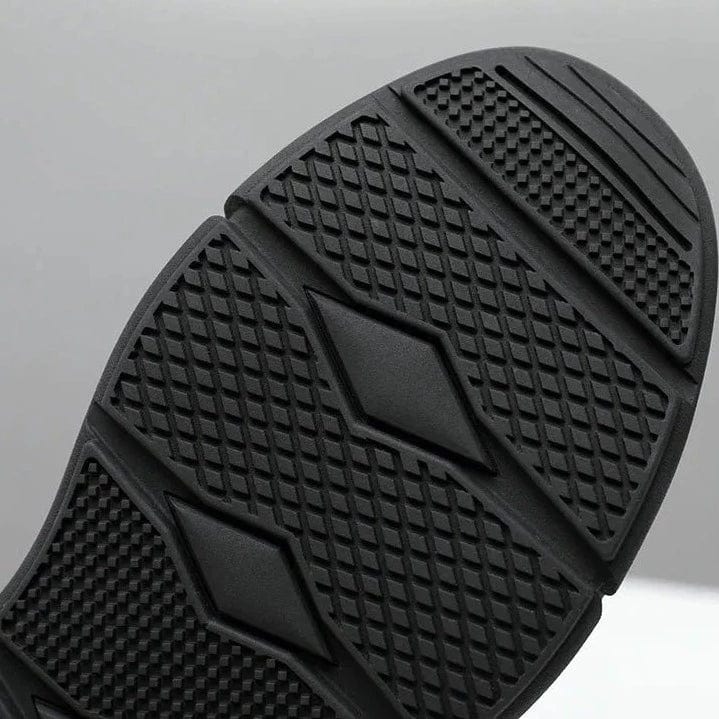 נעלי "מונדי" מעוצבות עם כיפת ברזל להגנה על האצבעות - נעלי אביגיל