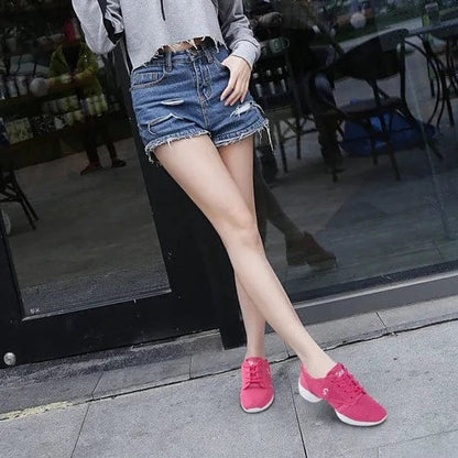 נעלי סניקרס "פלורין" עם עקב מעוצב - נעלי אביגיל