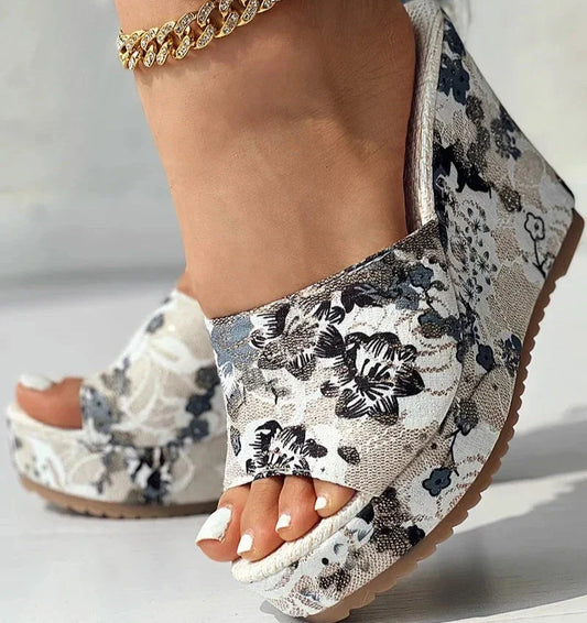 48305072800039|48305072865575|48305072931111|48305072996647|48305073062183|48305073127719|48305073193255|48305073258791