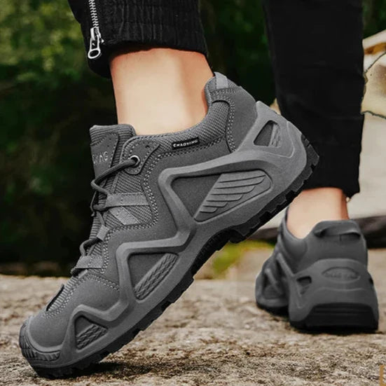 נעליים טקטיות 'DeltaFix' קצרות