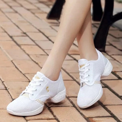 נעלי סניקרס "פלורין" עם עקב מעוצב - נעלי אביגיל