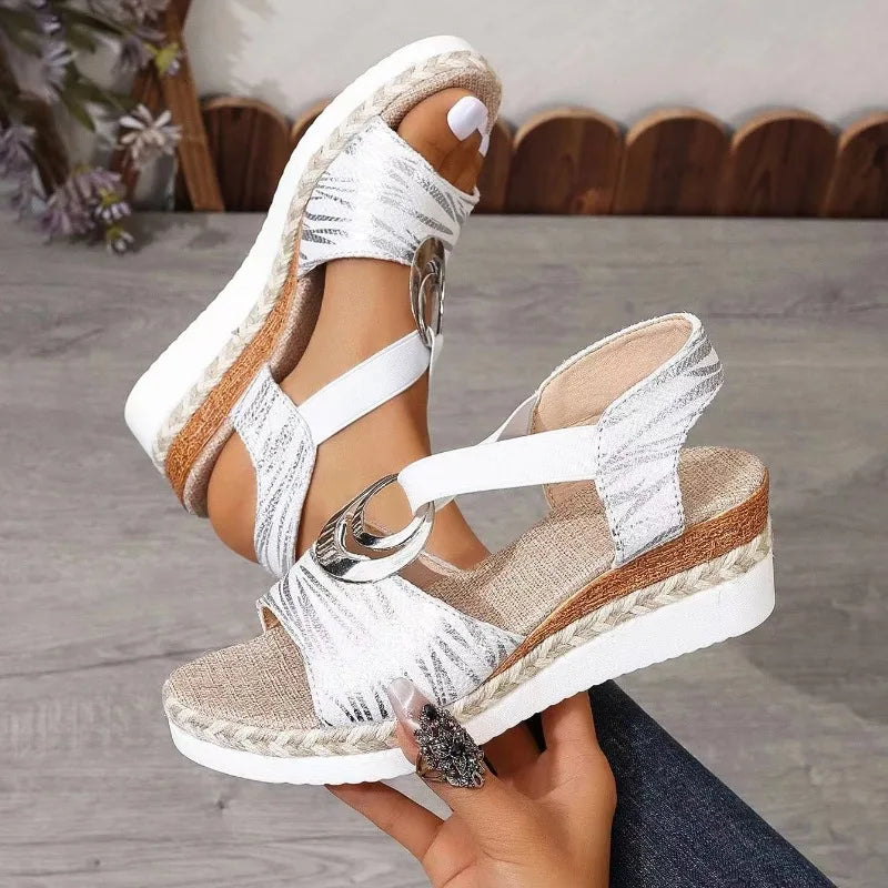 נעלי "ורוניקה" בעיצוב מנומר