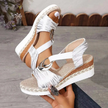 נעלי "ורוניקה" בעיצוב מנומר