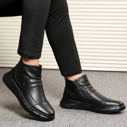 מגף קרסול דמוי עור בעיצוב מודרני קולקציה חדשה 2024 - נעלי אביגיל